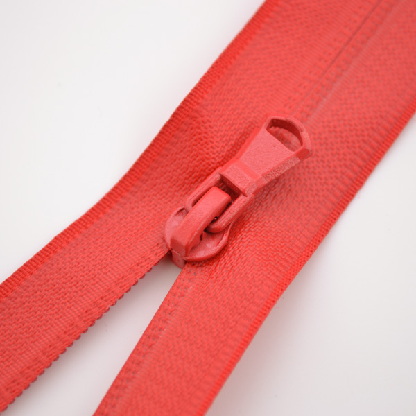 Zip Sarah voděodolný dělitelný 5mm - červená 65 cm