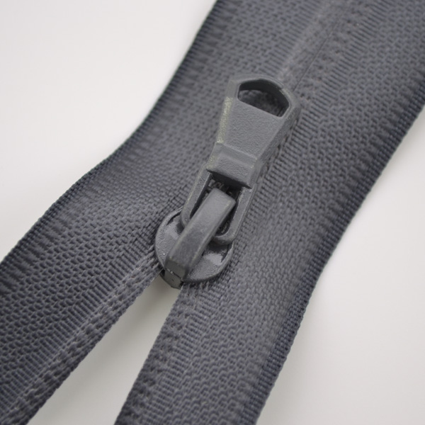Zip Sarah voděodolný dělitelný 5mm - tmavě šedá 62 cm