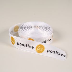 Prýmek 25 mm motivační texty žlutý - Think positive