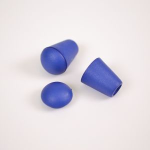 Plastová koncovka na šňůrku 4 mm pařížská modrá - balení 10 ks
