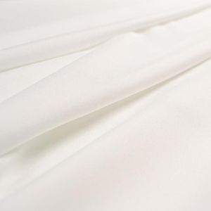 Zbytek - Hladký šifon/silky barva bílá